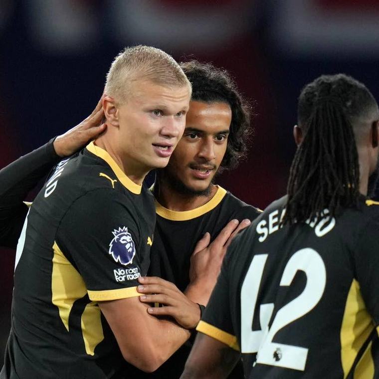 Man City overrun Palace to stay perfect in EPL